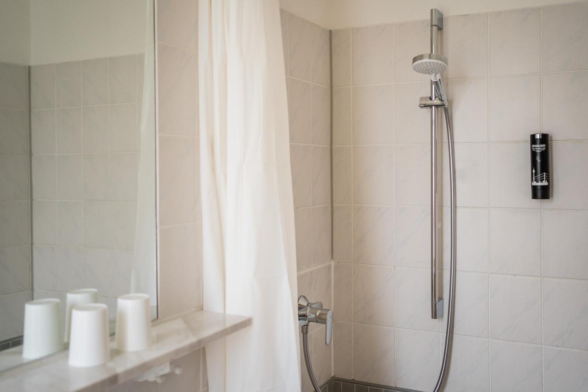 Antares Apartments Dusseldorf Bagian luar foto